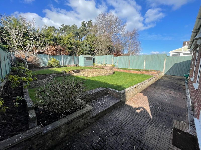 Ascot Drive Great Sutton